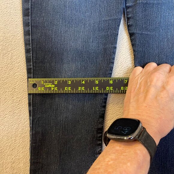 Democracy Women's Jeans Size 2P "Ab" Solution Skinny Dark Wash Denim - Picture 5 of 12